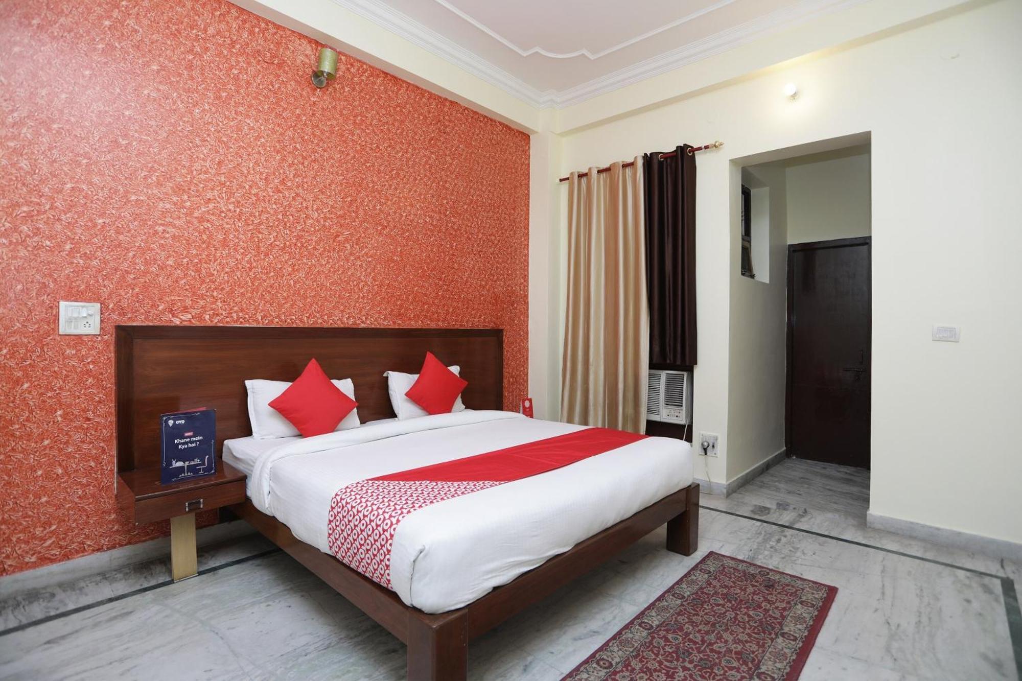Shikhar Paradise Chinhat Exterior photo